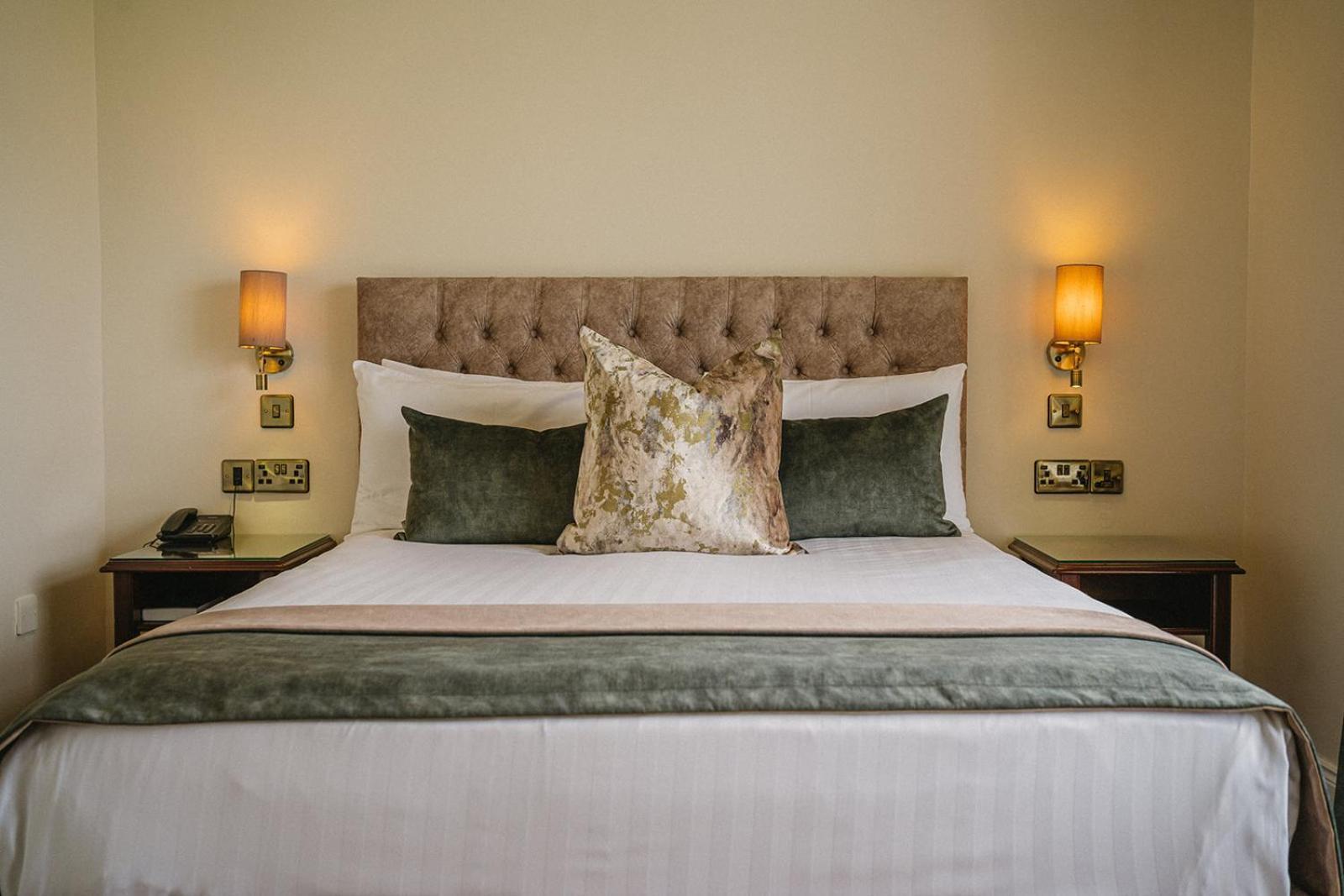 Crover House Hotel & Golf Club Mountnugent Екстер'єр фото